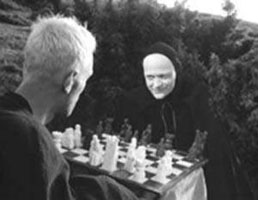 Caballero jugando al ajedrez con la muerte